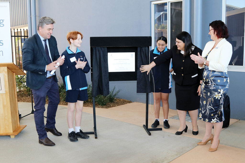 The Official Opening Plaque is unveiled