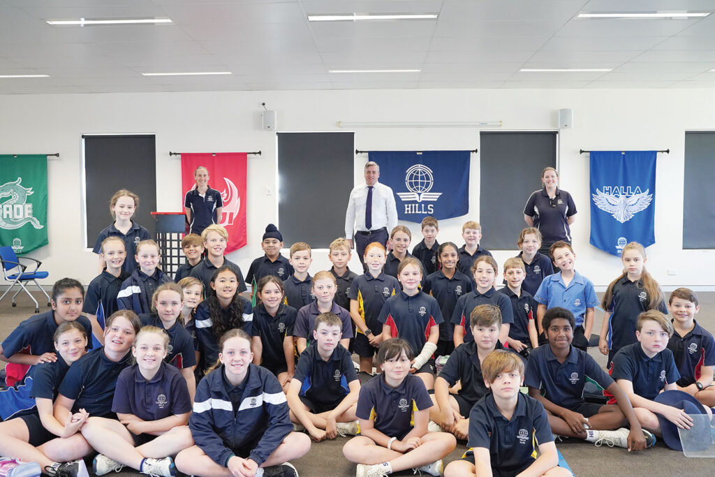 Mr Linus Power MP with Year 5 Students at Leadership Workshop