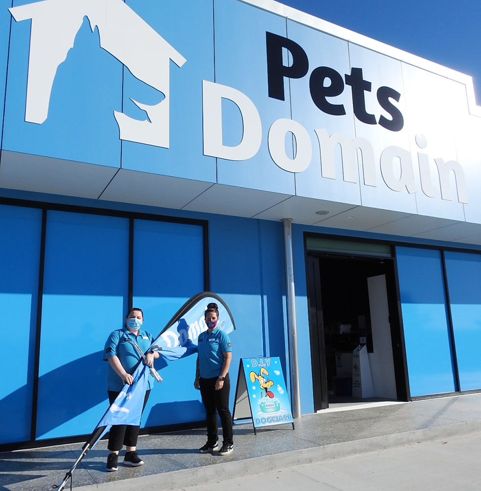 Pets Domain Opens New Family Pets Store