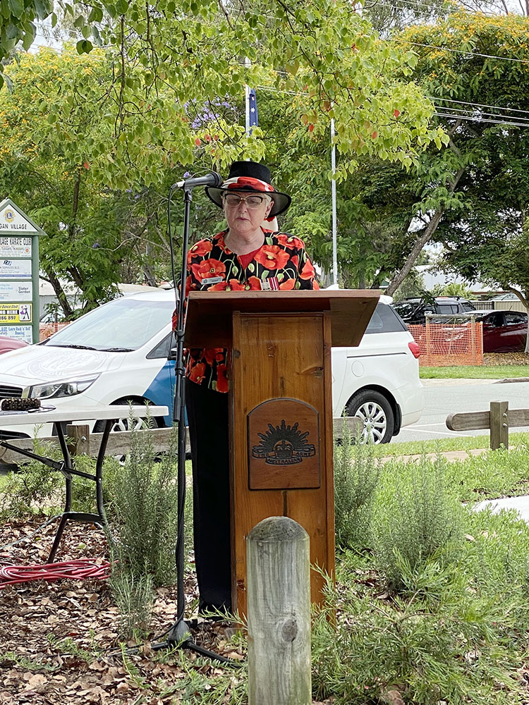 Sub-Branch President Judy Alterator pays homage