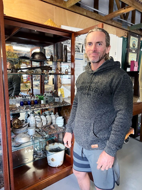 Brad setting up his display at The Logan Village Museum of detected and recovered US Army Base Relics from Camp Cable