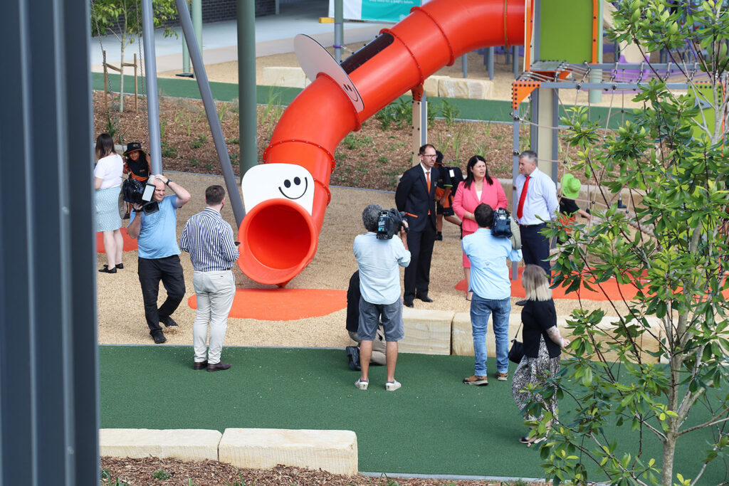 Education Minister Grace Grace MP, with Principal Aaron Jones and Member for Logan Linus Power MP, officially declares the new state school open